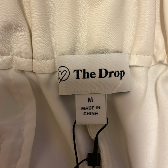 Pants - Picture 2 of 3